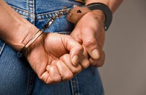 Bankovervaller, multimiljonair, 16 jaar Bankovervaller, multimiljonair, 16 jaar